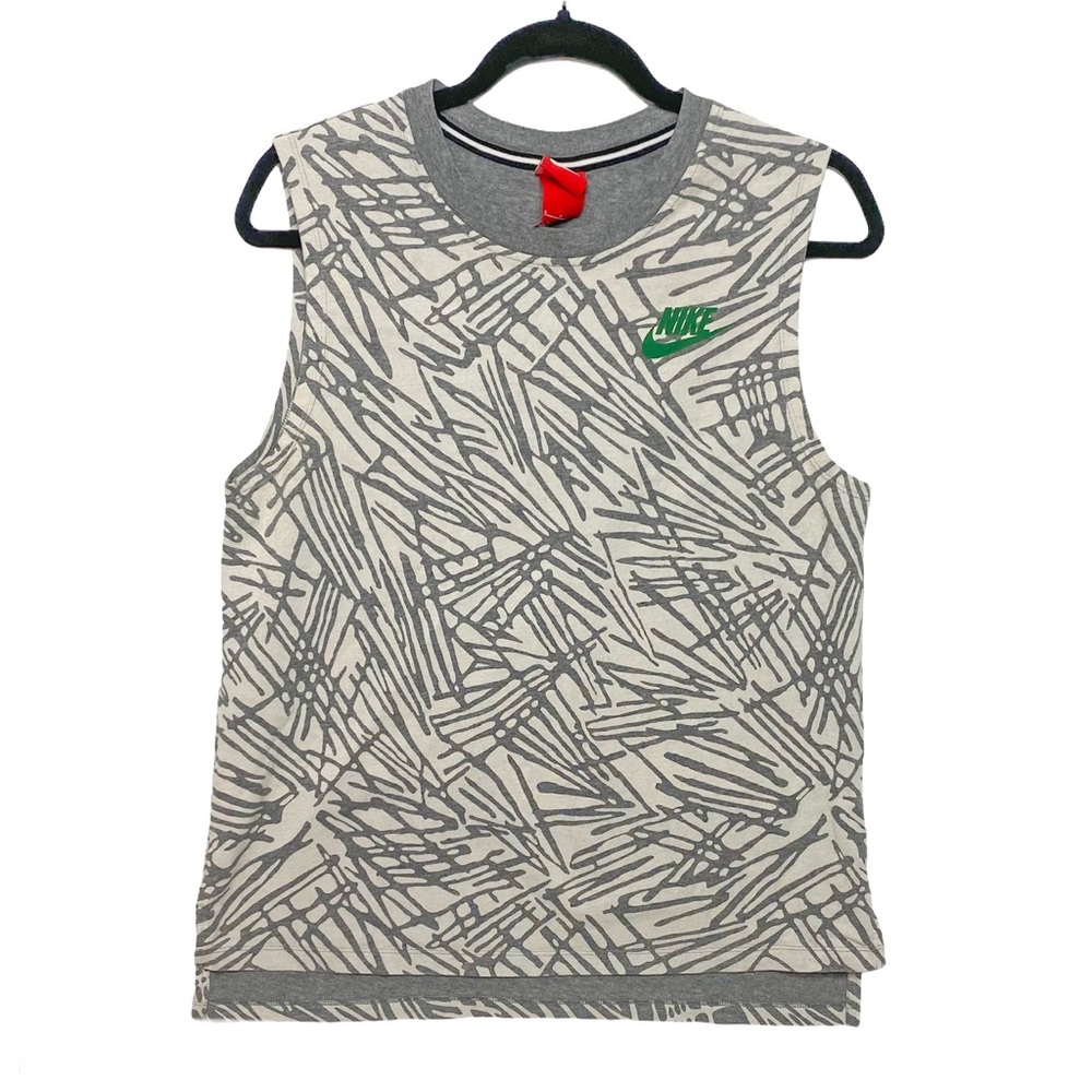 Nike High Low Hem Tank Top.